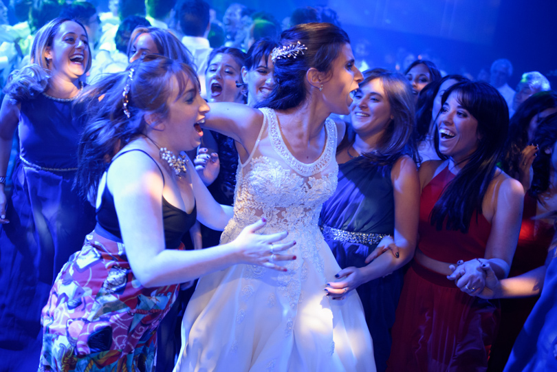 fotografia documental de bodas,fotografo de bodas, fotografo de casamientos, fotografia de bodas buenos aires, fotografo de casamientos buenos aires, foto de bodas, fotoperiodismo de bodas, fotografo de bodas capital federal, fotografo de casamientos capital federal, foto de casamientos, fiesta casamiento, fiesta boda, carnaval carioca, caba, capital federal