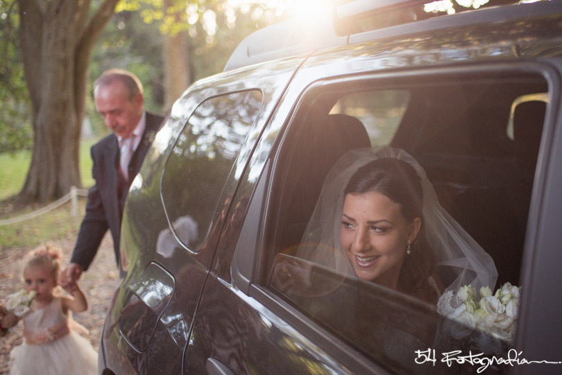 fotografo de bodas la plata, fotoperiodismo de bodas la plata, fotografo de casamientos la plata, fotografia documental de bodas, la plata, argentina, foto de bodas, foto de casamientos, ceremonia exterior, ceremonia casamiento, ceremonia religiosa, boda al aire libre, ceremonia boda, buenos aires