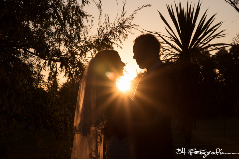 fotografo de bodas la plata, fotoperiodismo de bodas la plata, fotografo de casamientos la plata, fotografia documental de bodas, la plata, argentina, foto de bodas, foto de casamientos, ceremonia exterior, ceremonia casamiento, ceremonia religiosa, boda al aire libre, ceremonia boda, buenos aires