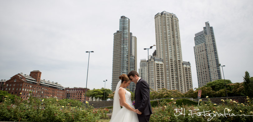 fotografo de bodas, boda internacional, fotografo de casamientos, fotografia de bodas buenos aires, fotografo de casamientos buenos aires, fotoperiodismo de bodas, fotografo de bodas capital federal, fotografo de casamientos capital federal, foto de bodas, foto de casamientos, ceremonia espiritual, ceremonia religiosa, ceremonia puerto madero, caba, capital federal, elopement buenos aires