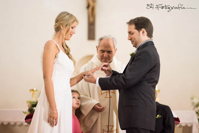 fotografos de boda, fotografo de casamientos, fotografia de bodas buenos aires, fotografo de casamientos buenos aires, fotoperiodismo de bodas, fotografo de bodas olivos, fotografo de casamientos olivos, foto de bodas, foto de casamientos, ceremonia iglesia, ceremonia religiosa, iglesia fotos casamiento, me caso por iglesia, buenos aires, olivos