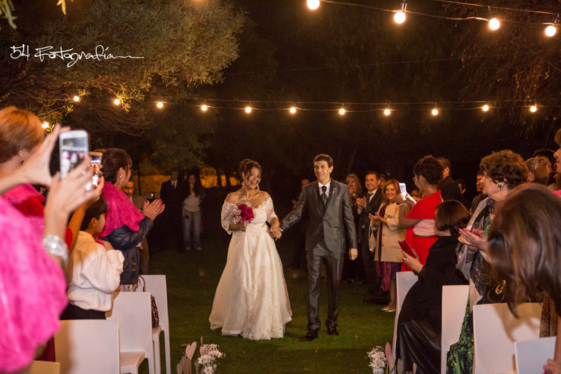 fotografo de bodas patagonia, fotografo de casamientos, fotografia de bodas argentina, fotografo de casamientos argentina, fotoperiodismo de bodas, fotografo de bodas, foto de bodas, foto de casamientos, ceremonia iglesia, ceremonia religiosa, iglesia fotos casamiento, me caso por iglesia, argentina
