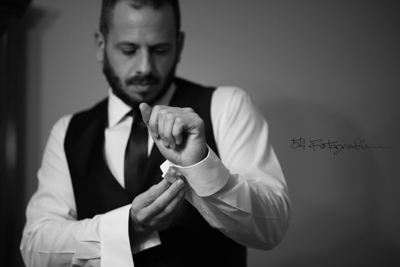 fotografo de bodas san isidro, fotografo de casamientos, fotografia de bodas buenos aires, fotografo de casamientos buenos aires, fotoperiodismo de bodas, foto de bodas, foto de casamientos, novio, novios, preparacion novio, habitacion novio
