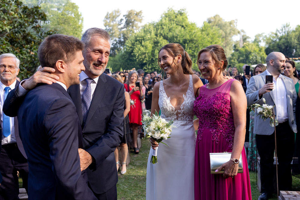Ceremonias simbolicas. fotoperiodismo. Bodas de día. Casamientos en buenos aires. Fotos sin poses. Fotografia documental de bodas. Buenos Aires, Argentina. Pura emoción. Quinta los Galpones, Benavidez. Luxury destination weddings en argentina.