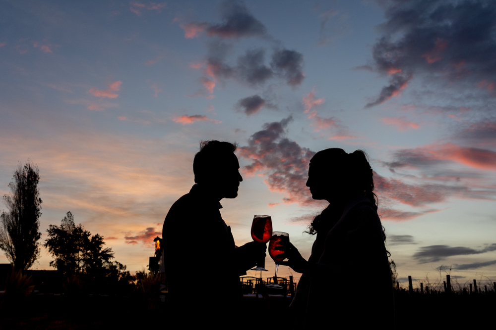 atardecer rosa, recepcion, brindis, novios, recien casados, punta del este, uruguay, bodas de destino, eliana janka