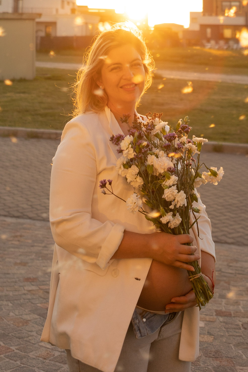 sesion de fotos de familia al atardecer en buenos aires, argentina al atardecer
