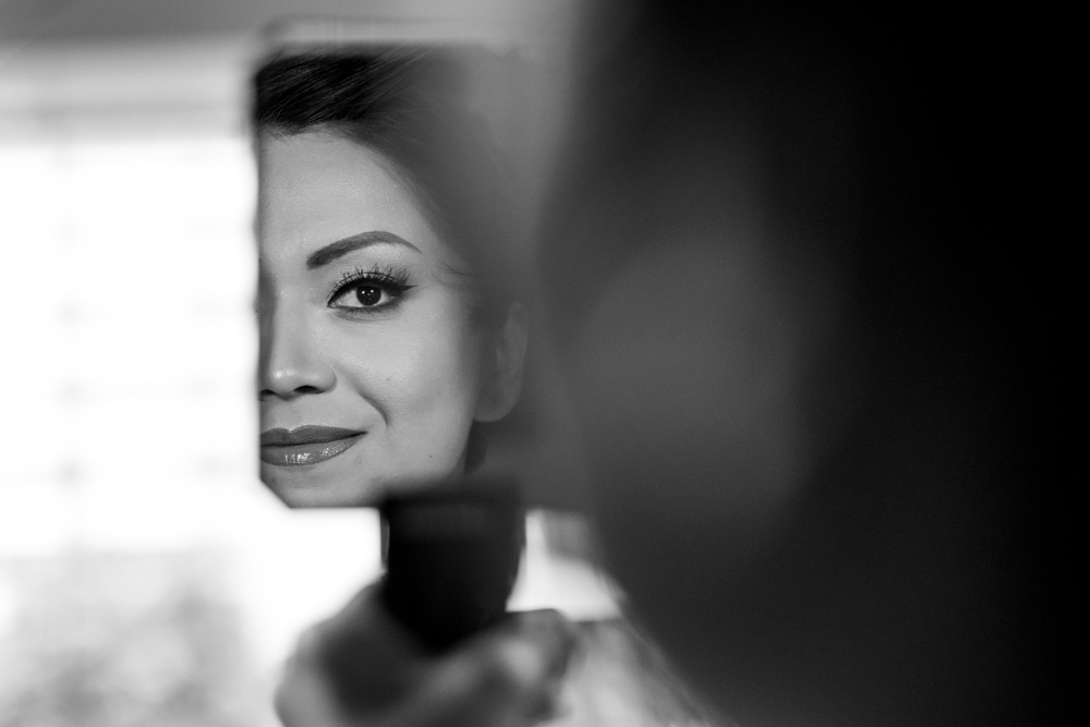 boda de destino en lima, Peru, preparacion de la novia, estilo documental, fotografia de bodas
