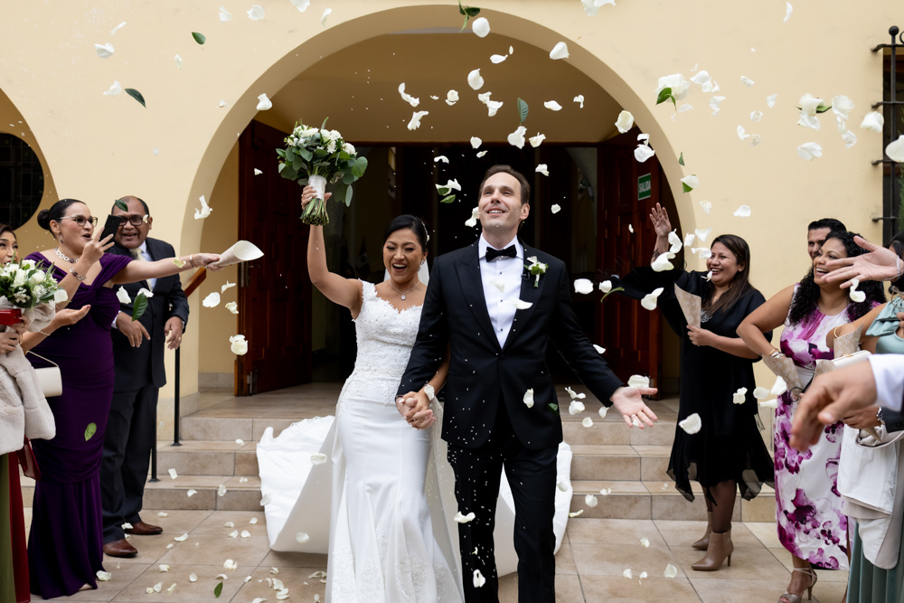 boda de destino, lima, peru, fotografa internacional de bodas, iglesia, ceremonia religiosa