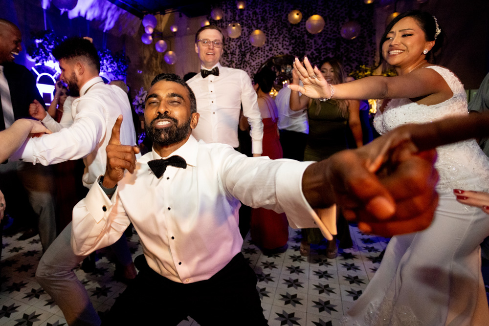 la rosa nautica, boda, casamiento, lima, peru, fotografia de bodas, internacinal, eliana janka, ciudad, fearless photographer, retrato de novios, fiesta, hora loca