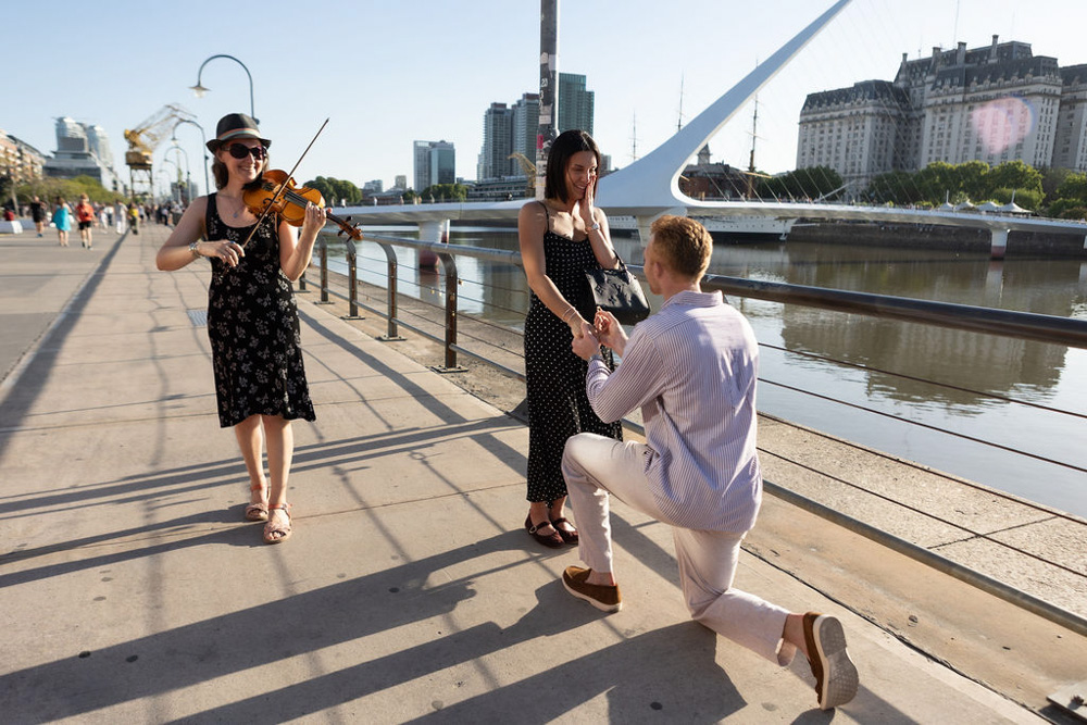surprise proposal photography in Buenos Aires Romantic and candid photos