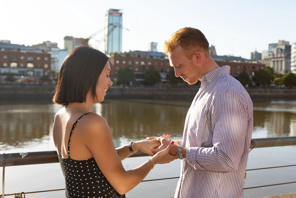 romantic surprise wedding proposal photography buenos aires argentina music violinist puente de la mujer documental candid
